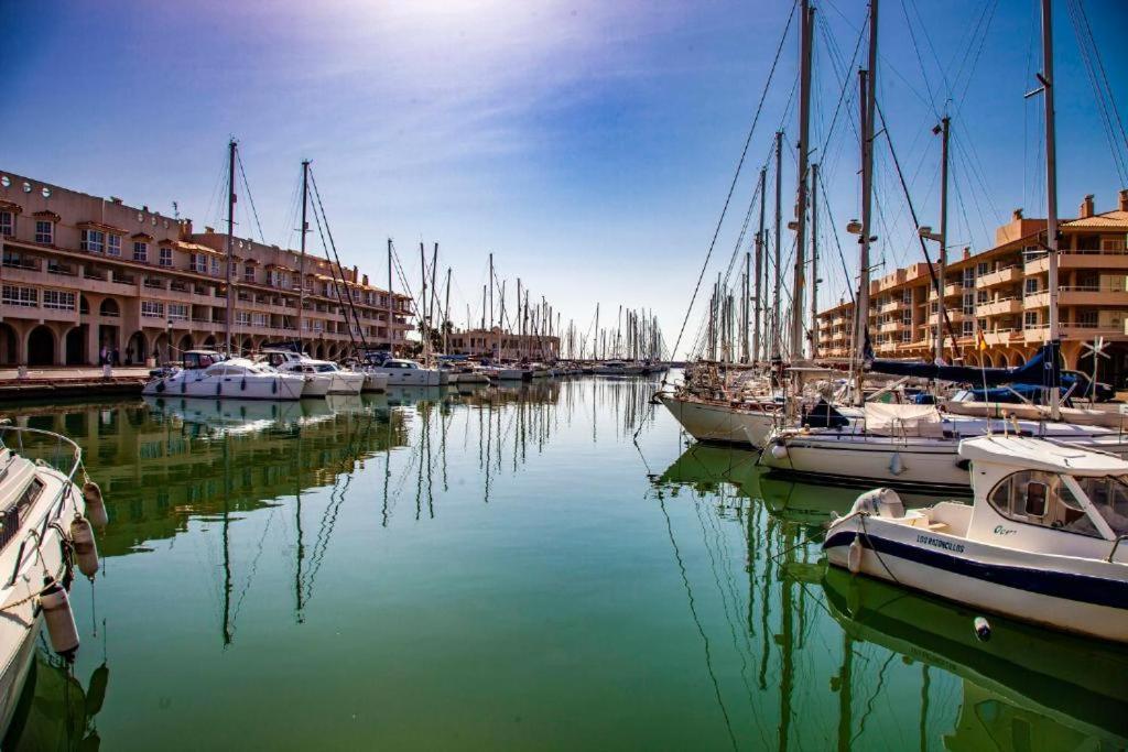 Expoholidays - Duplex Vistas Al Puerto Deportivo Almerimarアパートメント エクステリア 写真